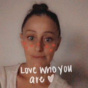 Meet your Posher, Becky